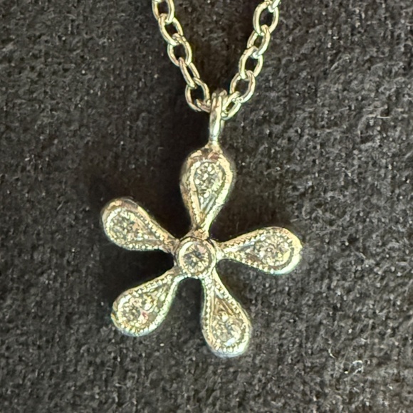 Designer CATHY WATERMAN Platinum Diamond DAISY Flower Pendant 16" Chain Necklace - Picture 10 of 16